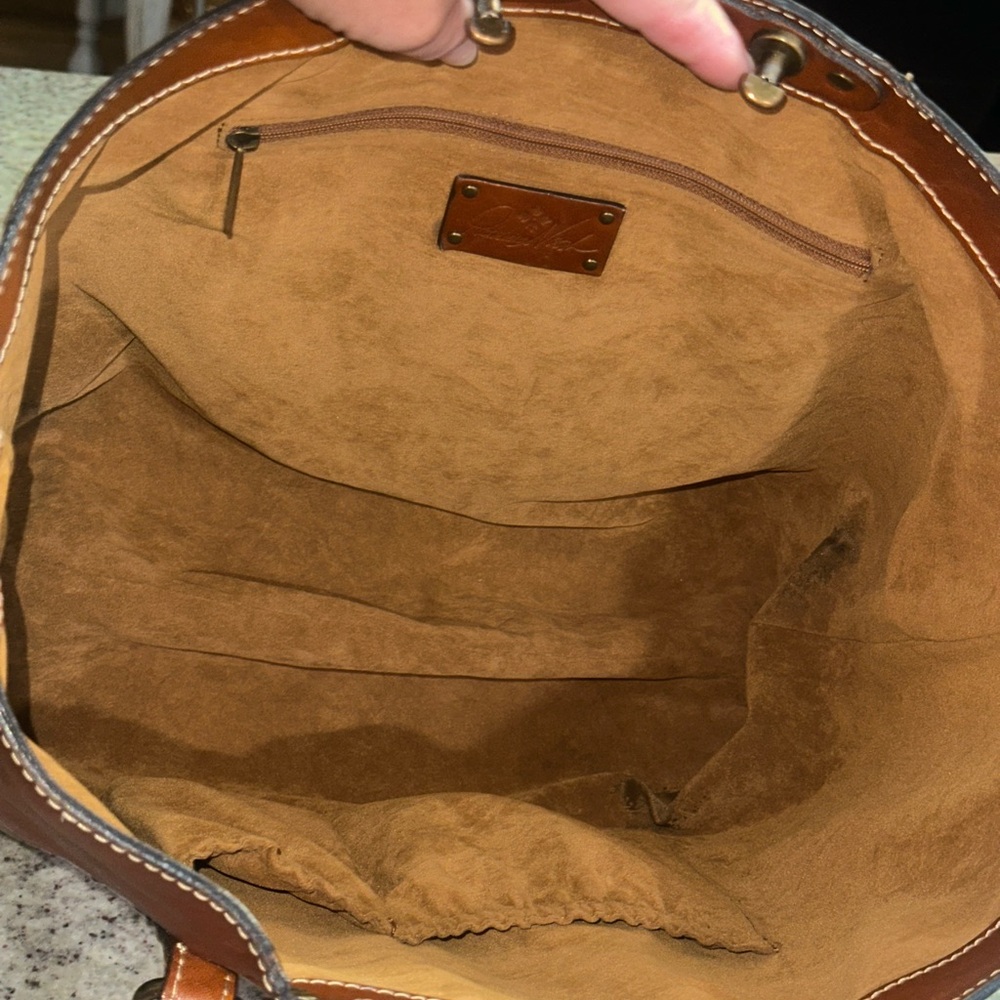 Patricia Nash Leather tote - Picture 4 of 11